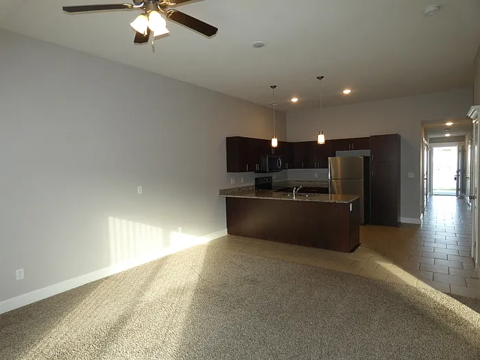 9229 N Gower Ave — Photo 7