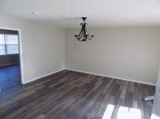 1103 Henley St #2, Decherd, TN 37324