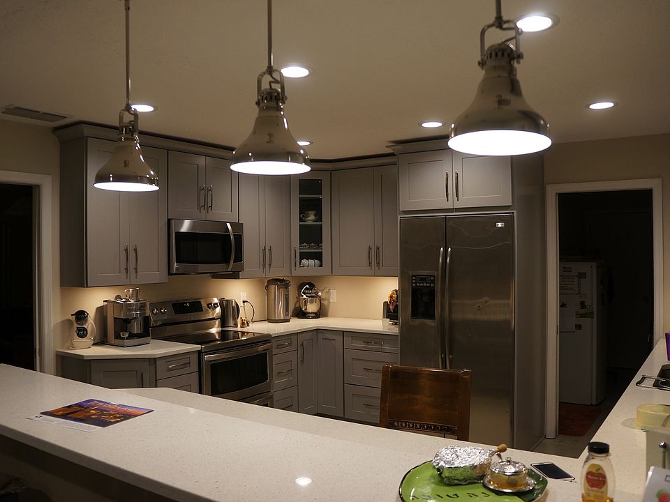 1st image of 8513 Clematis Ln