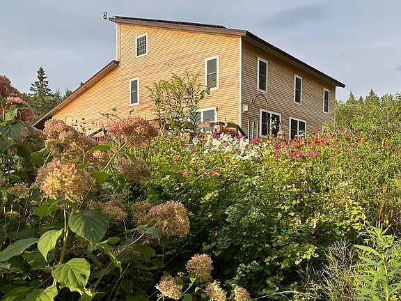 3rd image of 1090 Center Road #1