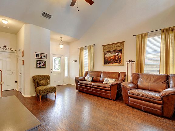 5th image of 1809 Big Bend Dr