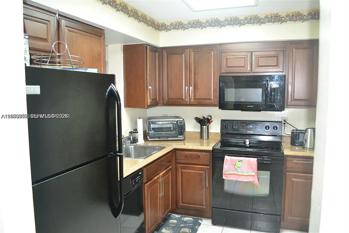 Building Photo - 480 NW 76th Ave #105