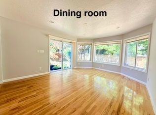 16725 SE Naegeli Dr, Portland, OR 97236