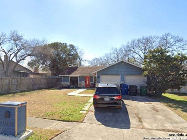 11962 Alamo Blanco St