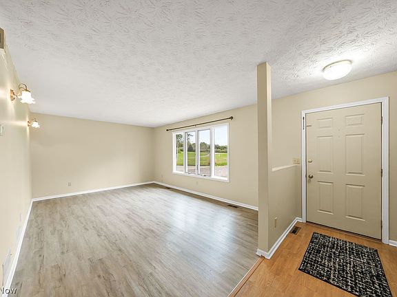 2nd image of 10703 Jones Rd