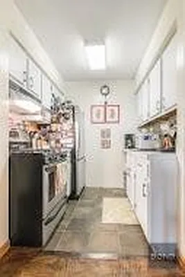 Sold by Bond New York | media 25