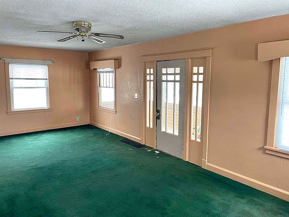 4th image of 1504 N Linden St