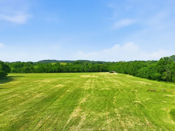 2 Deshea Creek Rd, Gallatin, TN 37066