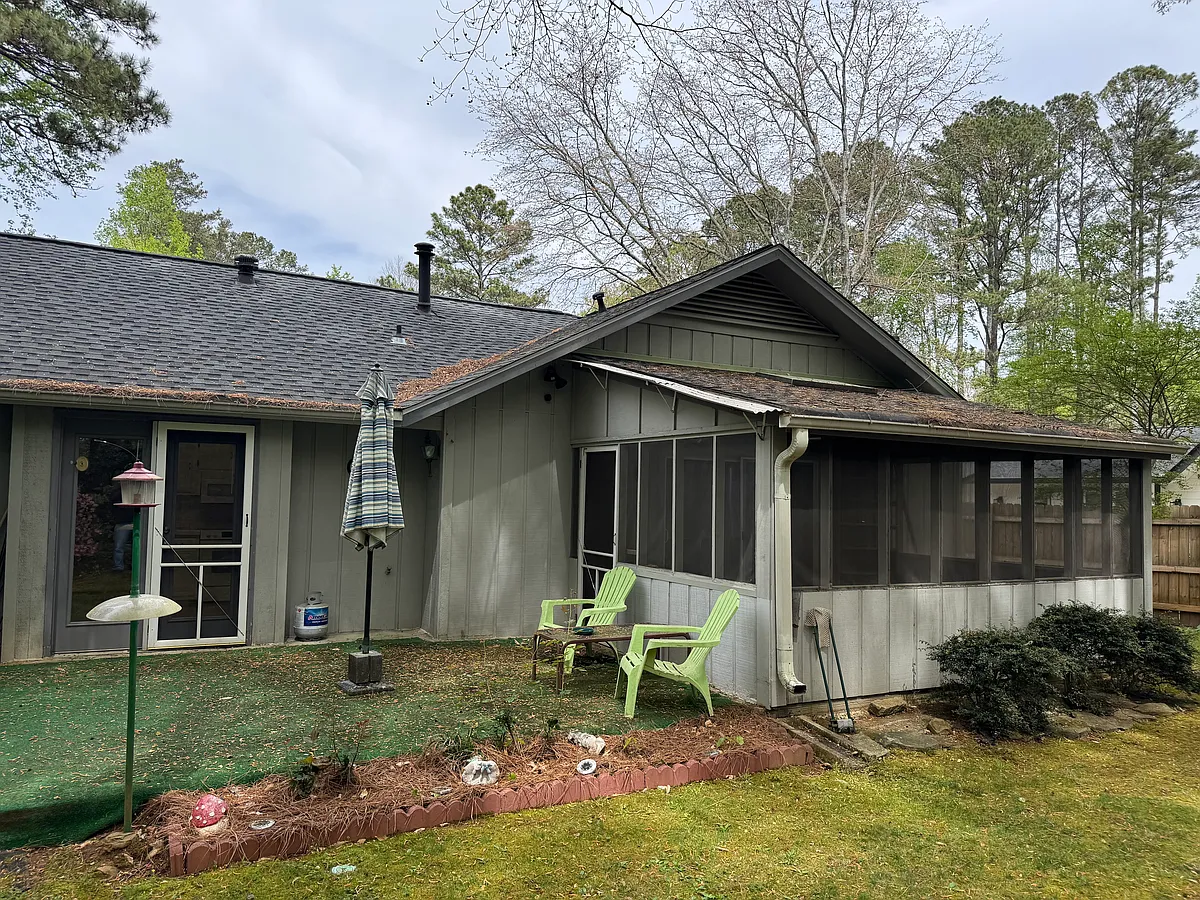 Backyard patio - 2925 Cedar Knoll Dr