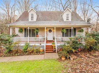 2000 Ridgeview Ln, Seneca, SC 29678