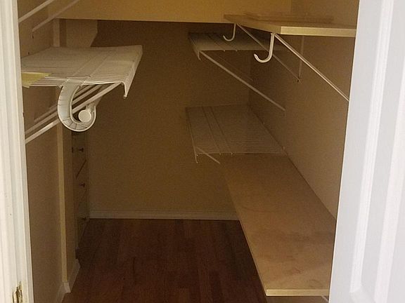 4th image of 2632 W Superior St #1F