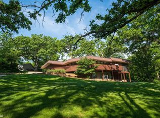 2343 Oak Park Rd, Marshalltown, IA 50158