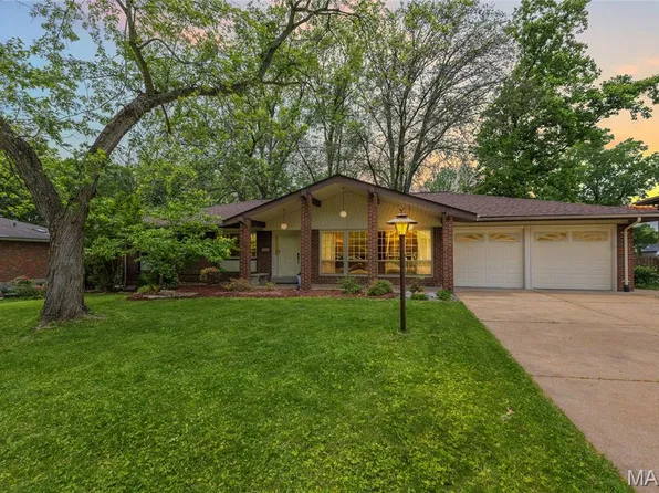 4547 Mellowlight Dr, Saint Louis, MO 63129