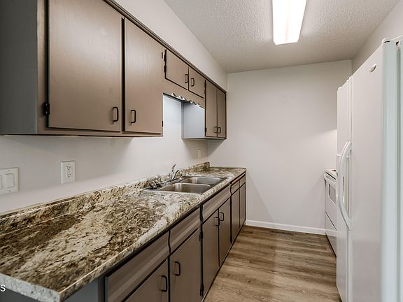 3rd image of 307 7th St S
