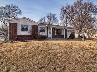 605 Wickford Way, Ballwin, MO 63021
