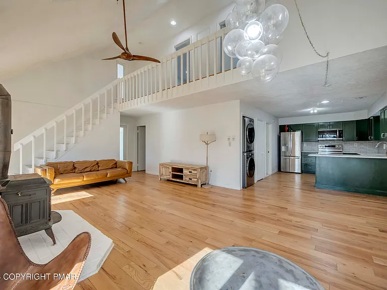 187 Bellingham Dr — Photo 22