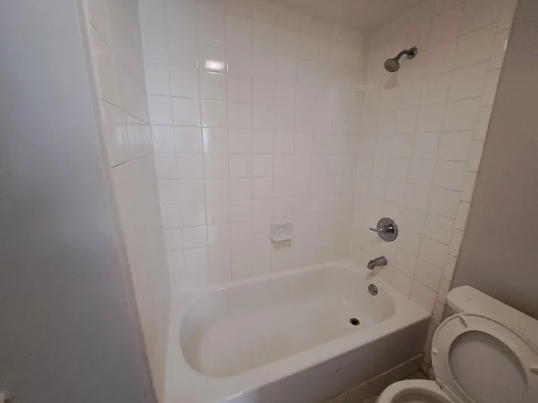 514 Avenue C NE #3 — Photo 7