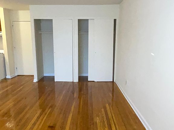 3rd image of 71 Broughton Ave #10