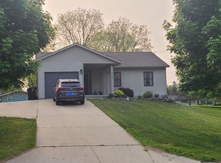 813 Ives Ave, Big Rapids, MI
