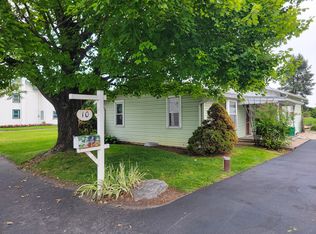 10 N Farmersville Rd, Ephrata, PA 17522