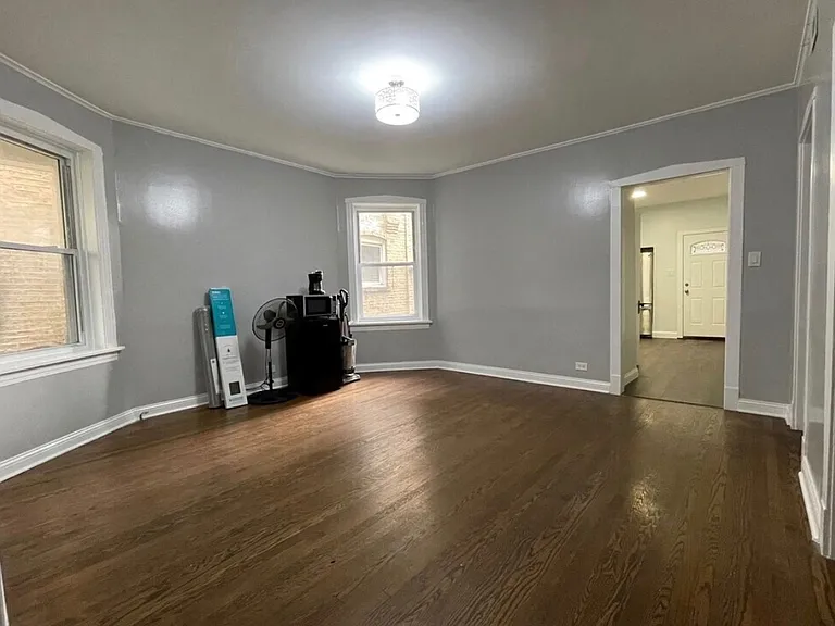 4918 N Monticello Ave #1 — Photo 5