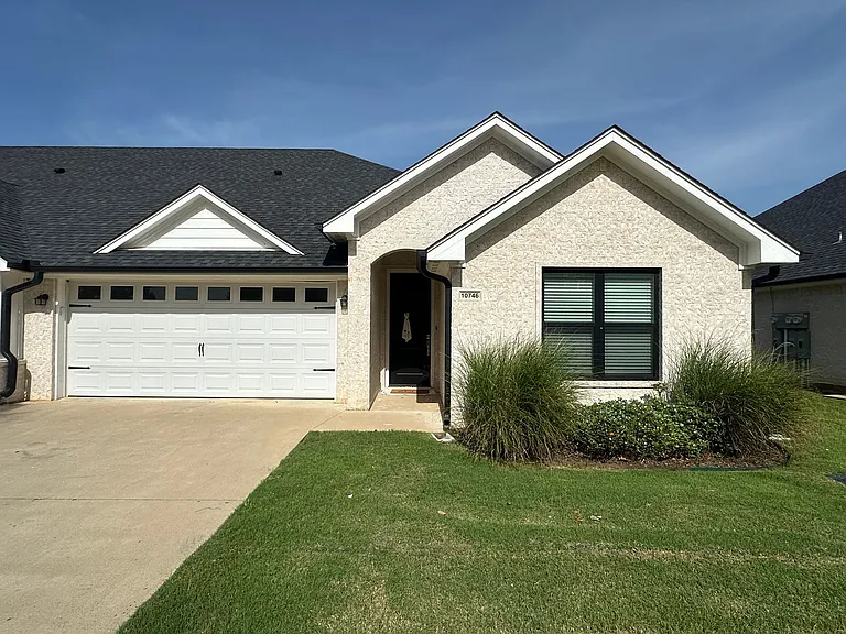 10746 County Road 169 — Photo 1