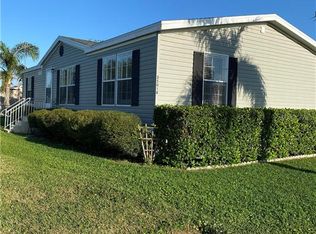 25018 Begonia Ct, Astatula, FL 34705