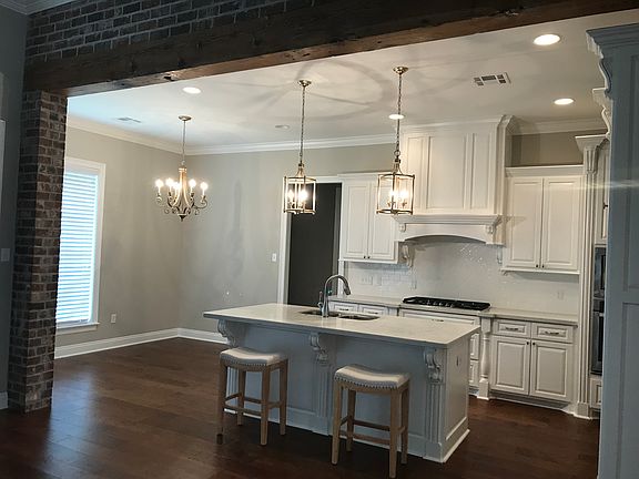 3rd image of 3746 Gray Willow Dr