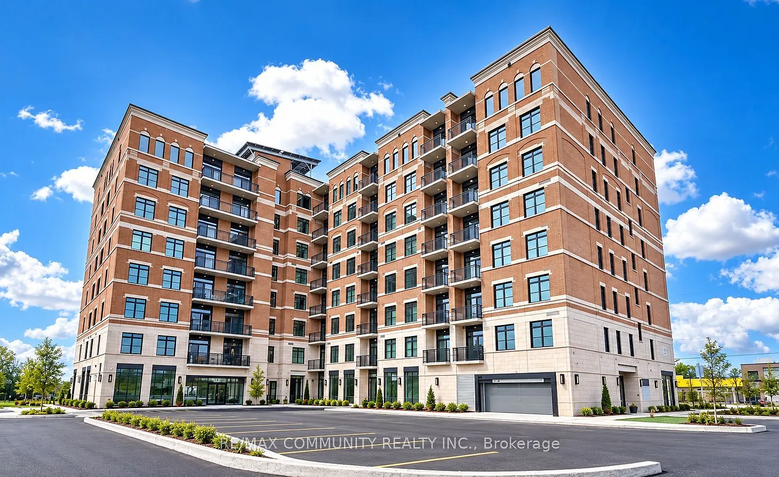 Livgreen Condominiums — Photo 1