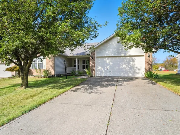 12176 Emerald Isle Ct, Fishers, IN 46037