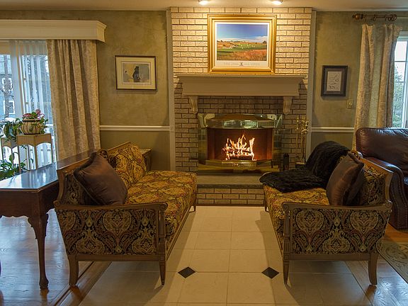 Gorgeous focal point entry