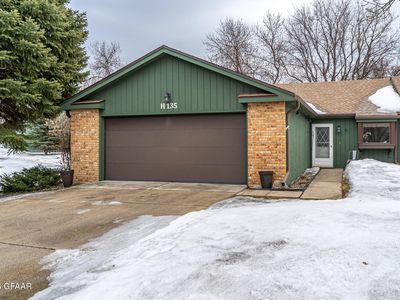 815 40th Ave S APT H135, Grand Forks, ND, 58201