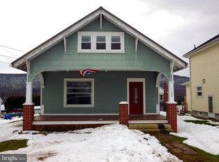 1125 W Maple St, Valley View, PA 17983