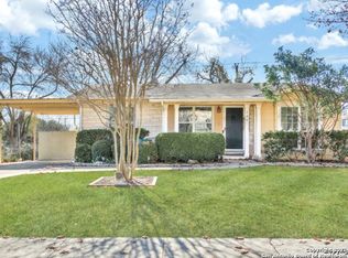 246 Lemur Dr, San Antonio, TX 78213