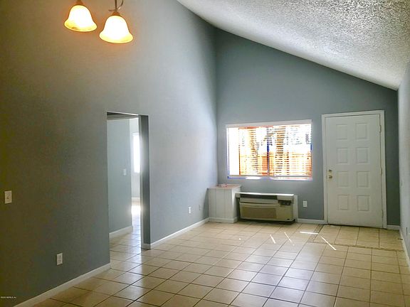 3rd image of 8225 San Jose Manor Ct #6