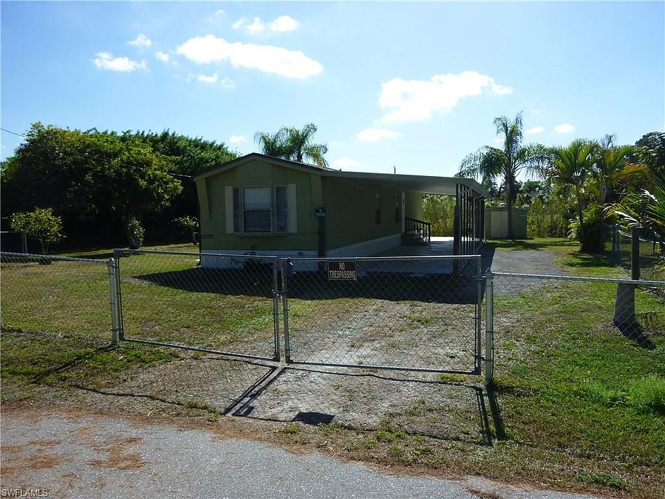 1st image of 2215 Laurel Ln