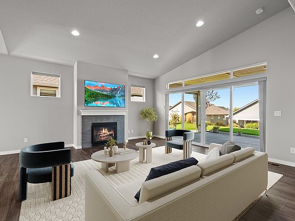 4th image of 2675 N Rydal Ln