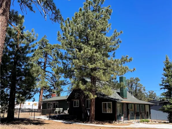 230 Santa Barbara Ave, Sugarloaf, CA 92386