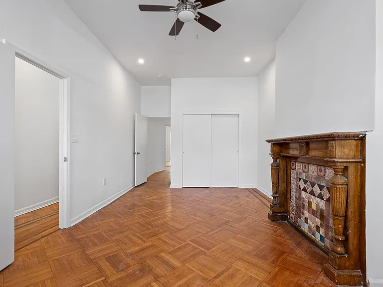 922 Snyder Ave #1 — Photo 4