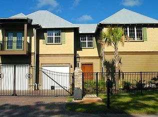 492 W Harborview Rd, Santa Rosa Beach, FL 32459