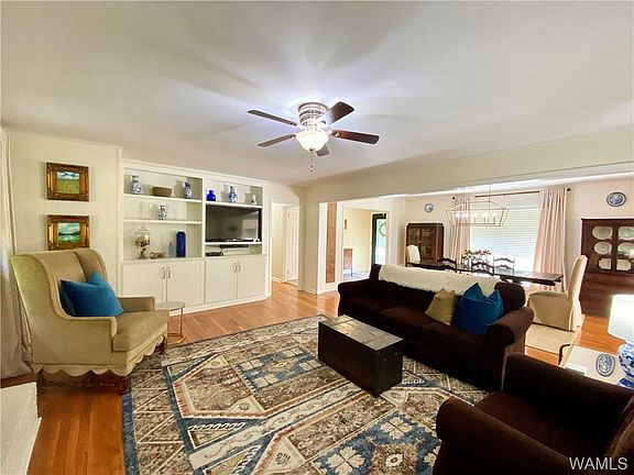 2nd image of 2009 Fountain Way