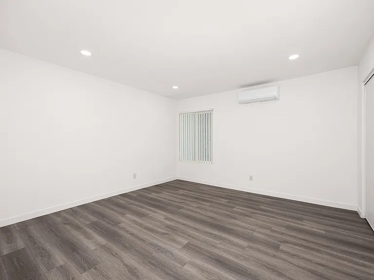 Cambridge Garden Apartments — Photo 36