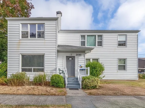 1202 21st Avenue, Longview, WA 98632