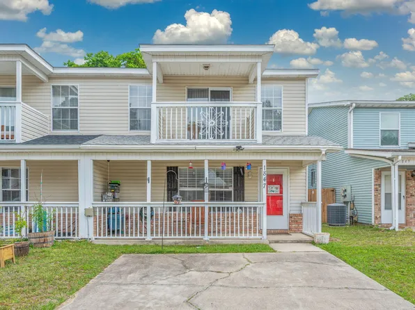 1847 Pointed Leaf Ln, Fort Walton Beach, FL 32547