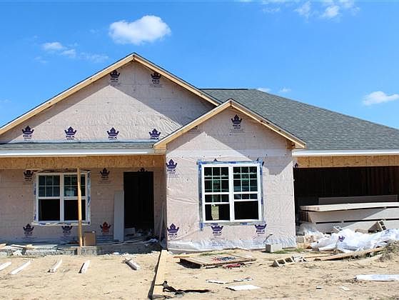 1st image of 131 Sandlewood Cir