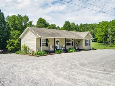 674 E Rock Quarry Rd, Clarkrange, TN, 38553