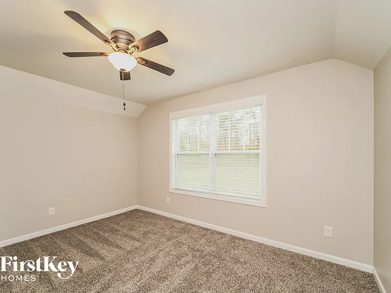 124 Ridgemont Ln — Photo 13
