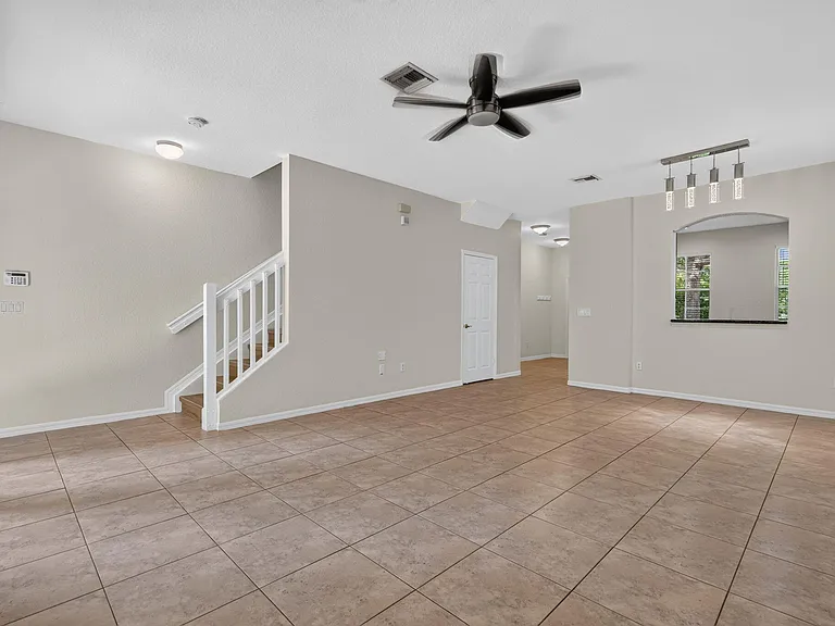 158 W Thatch Palm Cir — Photo 14