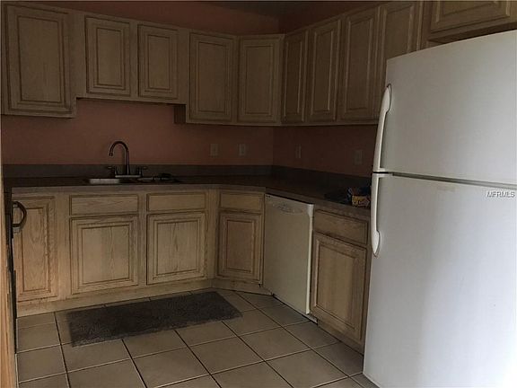 5th image of 1010 Forest Park St