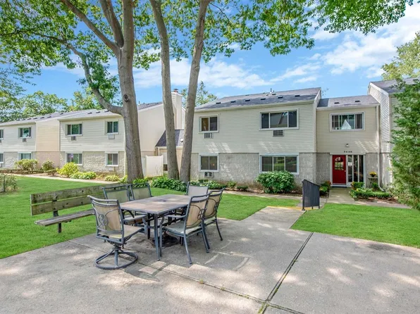 54 Richmond Boulevard #3A, Ronkonkoma, NY 11779